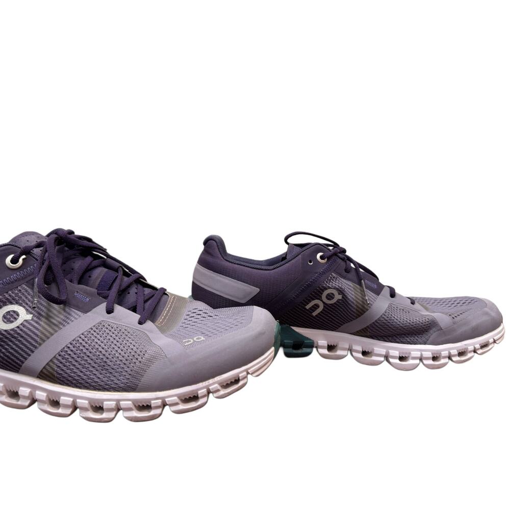 ON Cloud sneakers in grey size w9 - Picture 5 of 7